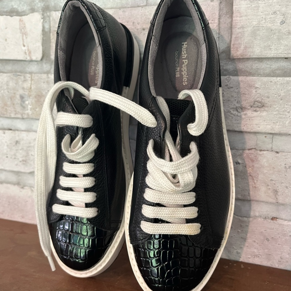 Hush Puppies Sabine Sneaker Black Size 7